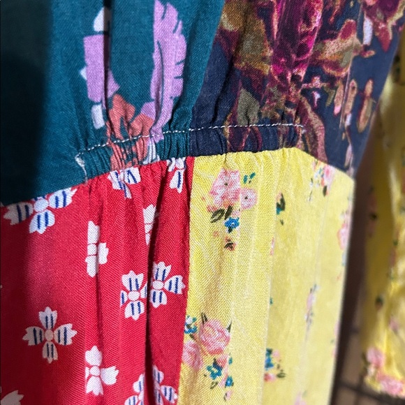 SACRED THREADS TOP L/XL - Picture 11 of 15